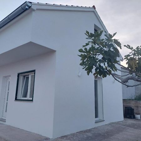 Your Private Summer House Водице Екстериор снимка